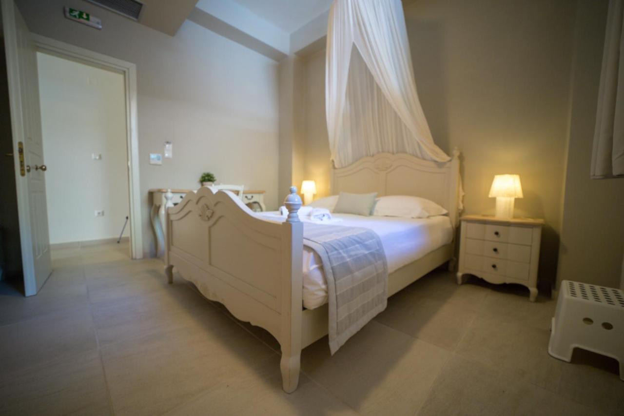 Alicelia Boutique Inn Vathy  Exteriör bild