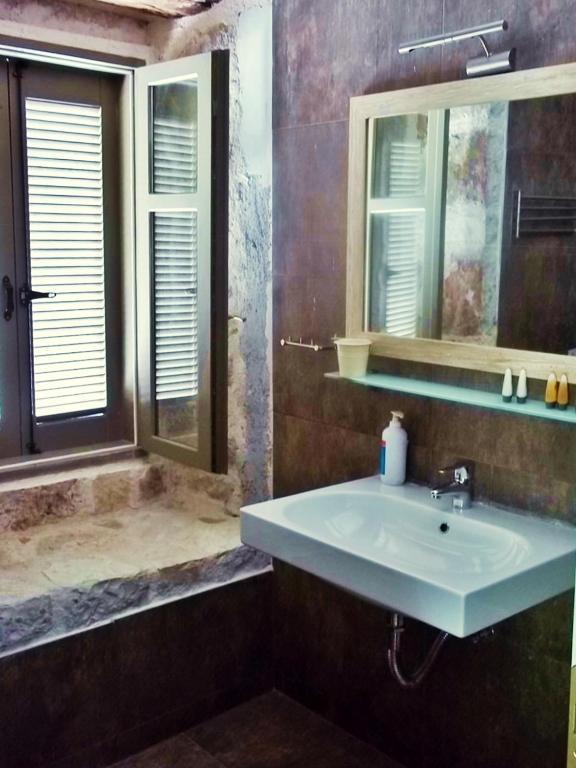 Alicelia Boutique Inn Vathy  Rum bild