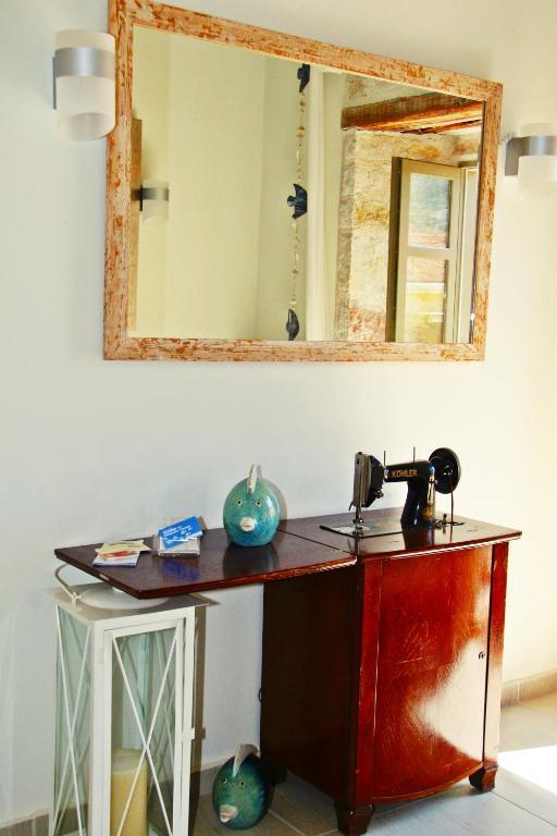 Alicelia Boutique Inn Vathy  Exteriör bild
