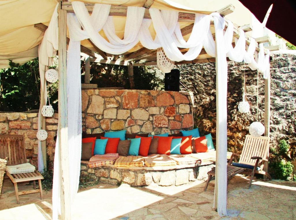 Alicelia Boutique Inn Vathy  Exteriör bild