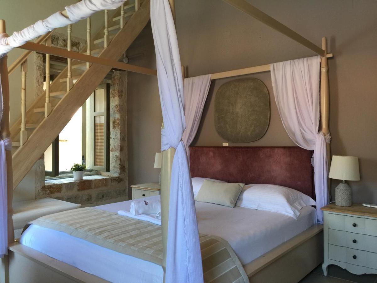 Alicelia Boutique Inn Vathy  Exteriör bild